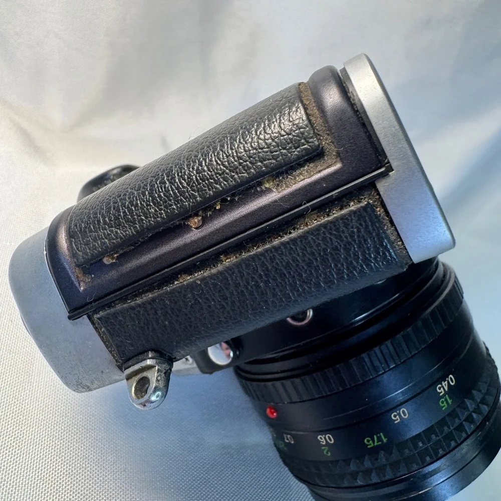 Minolta XG7 35mm SLR Film Camera MD Rokkor-X 50mm 1:1.7 Lens Japan Vintage